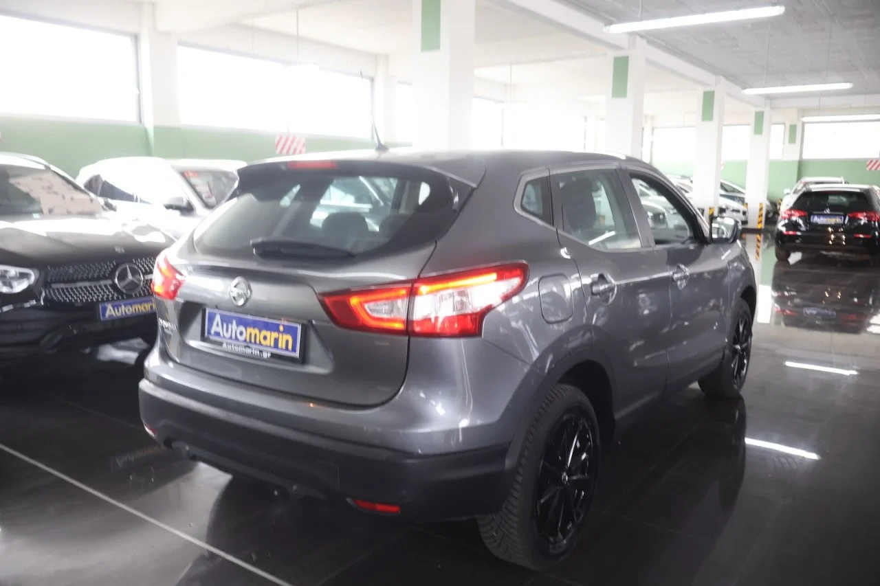 View 5 - Nissan Qashqai - 2017
