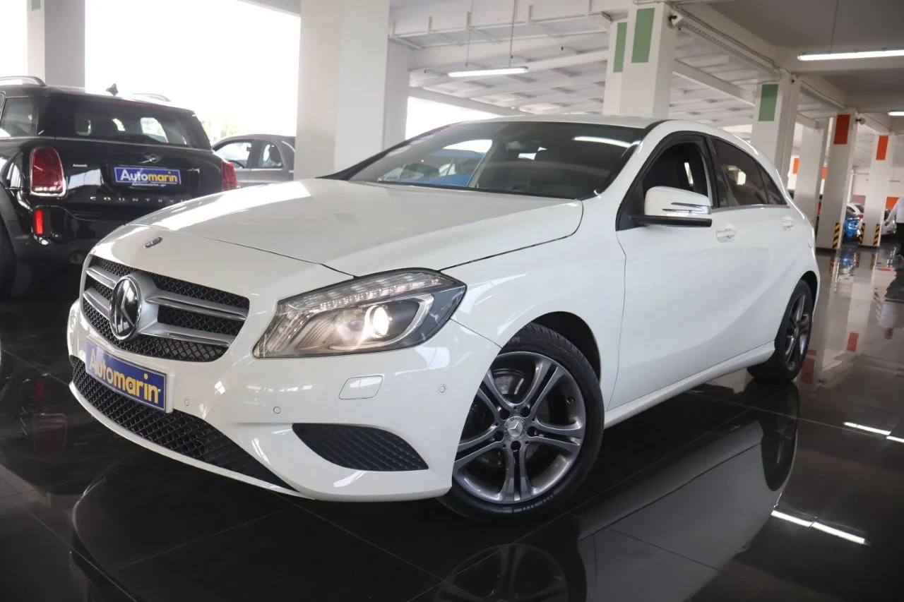 View 1 - Mercedes-Benz A 180 - 2014