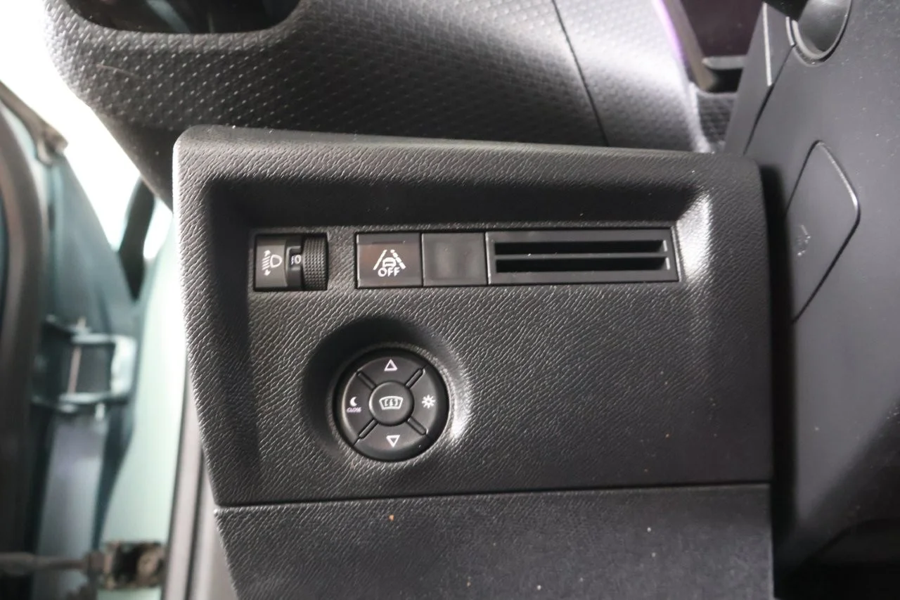 Citroen C4 - View model 27