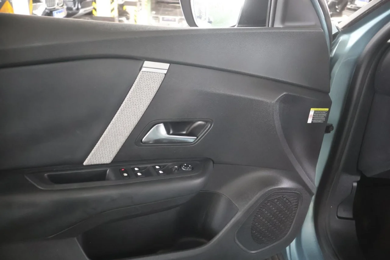 Citroen C4 - View model 35