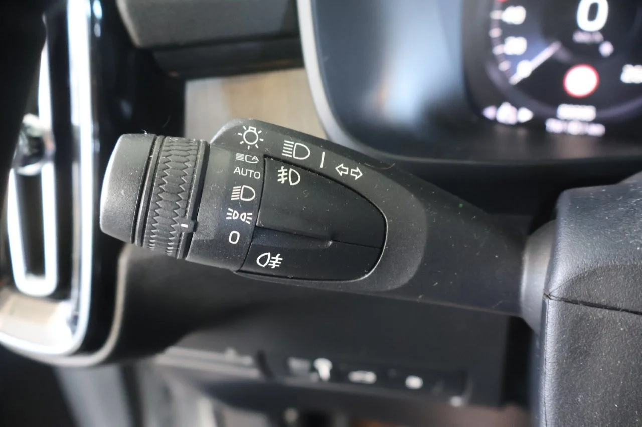 Volvo XC40 - View model 29