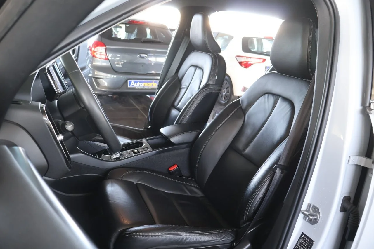 Volvo XC40 - View model 36