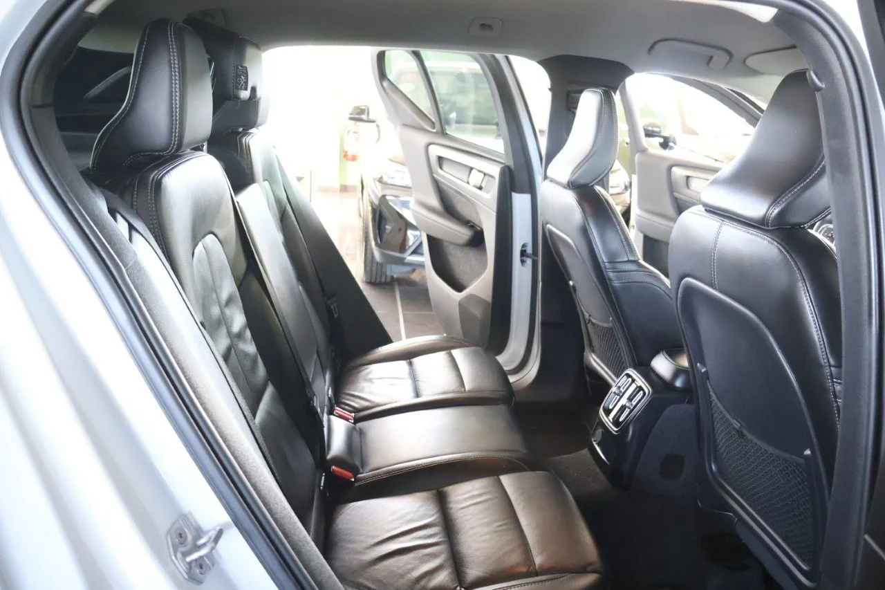 Volvo XC40 - View model 41
