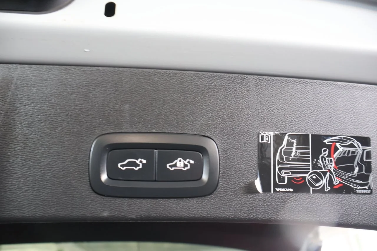 Volvo XC40 - View model 46