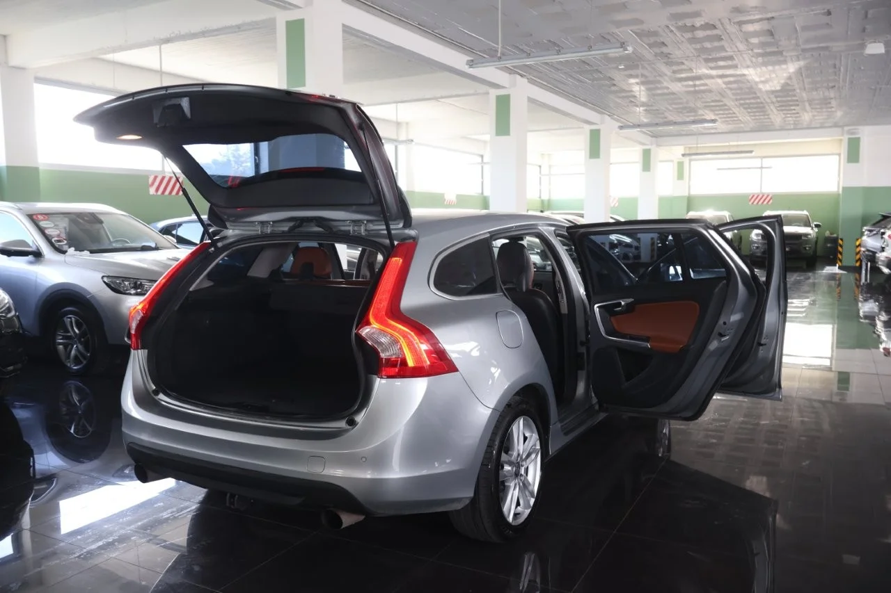 Volvo V60 - View model 8