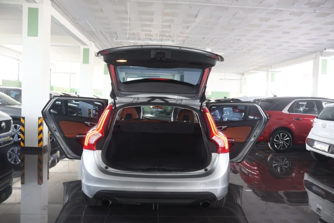 Volvo V60 - View model 9