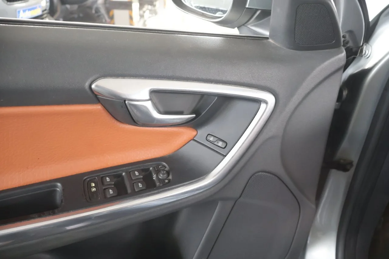Volvo V60 - View model 34