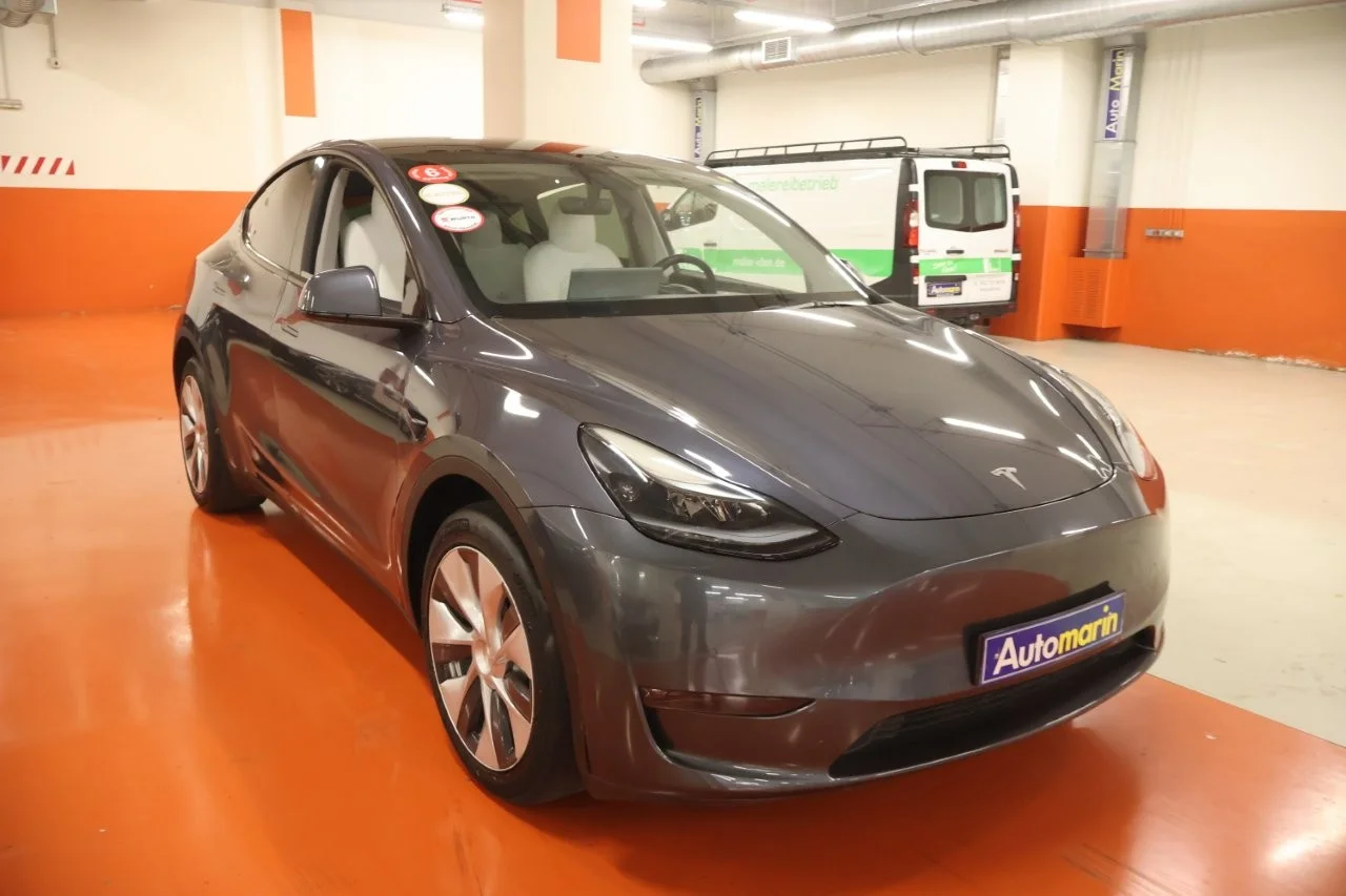 View 4 - Tesla Model Y - 2021