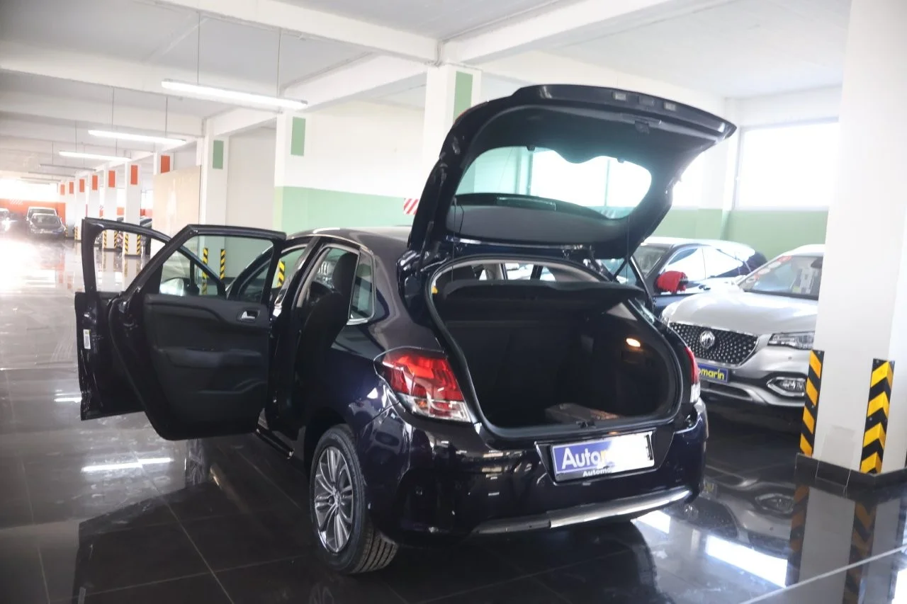 Citroen C4 - View model 9