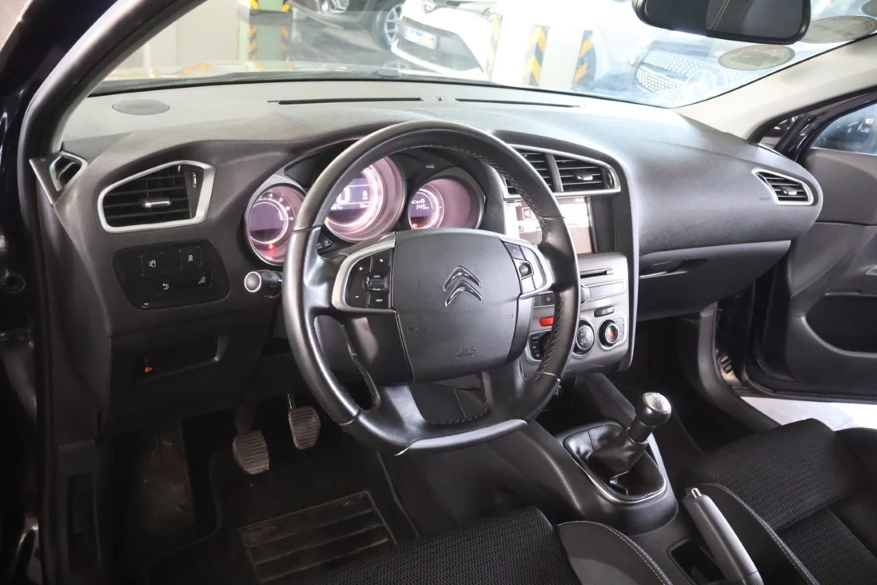 Citroen C4 - View model 27