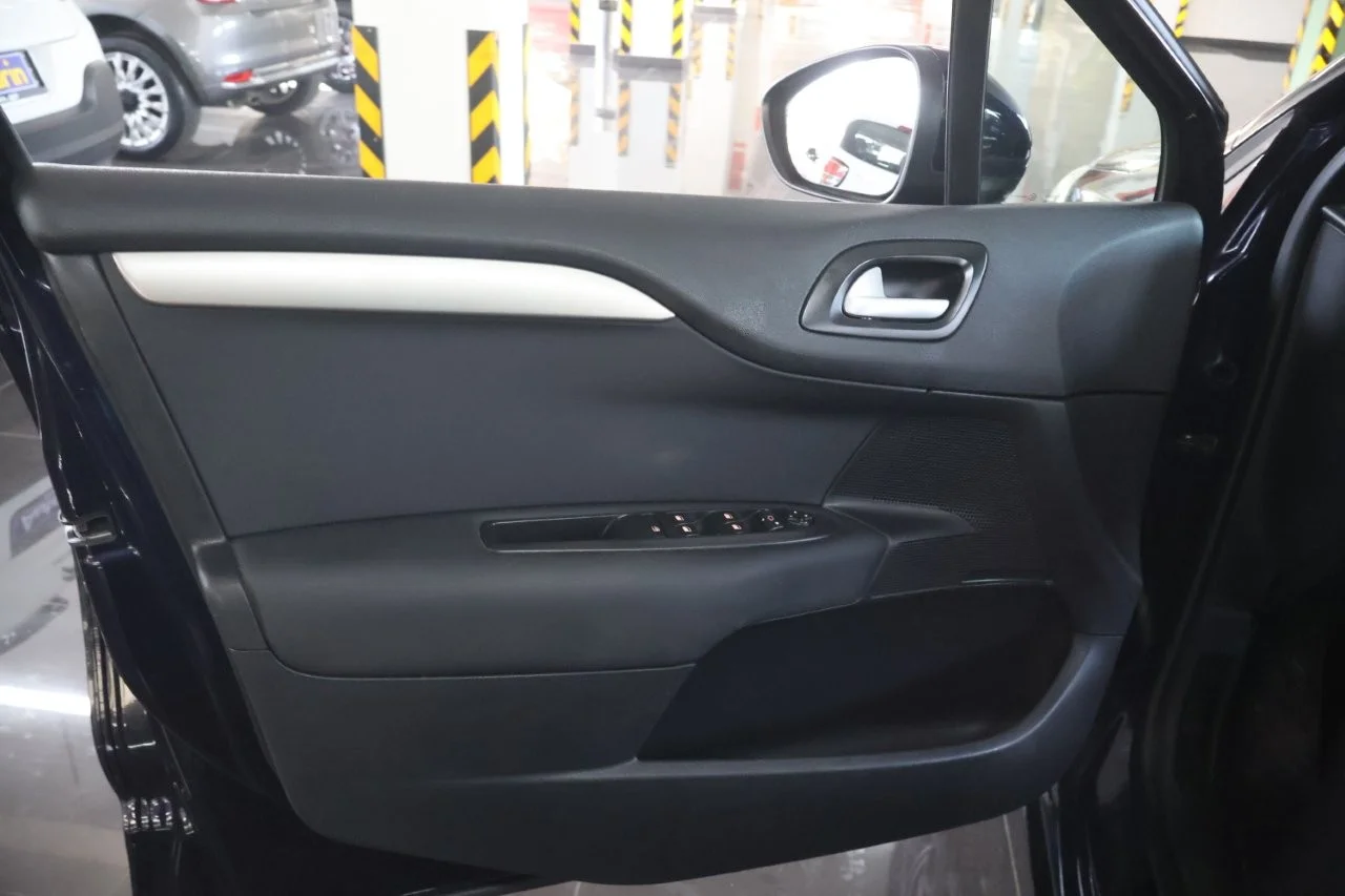 Citroen C4 - View model 31