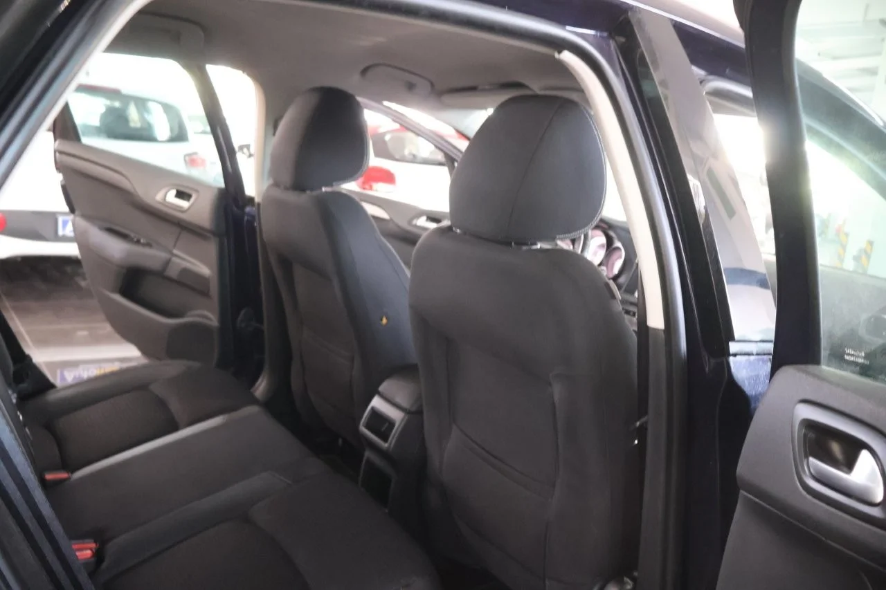 Citroen C4 - View model 37