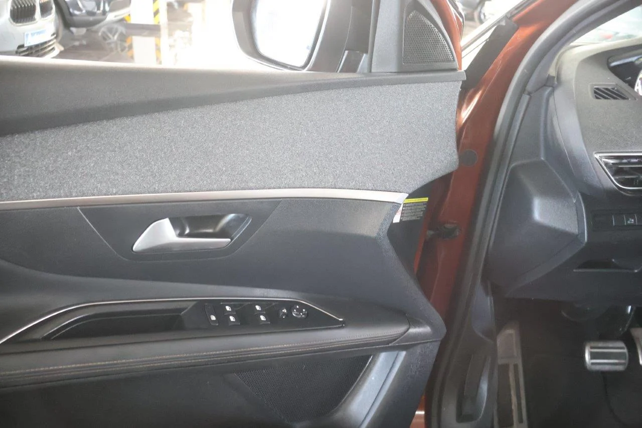 Peugeot 3008 - View model 28