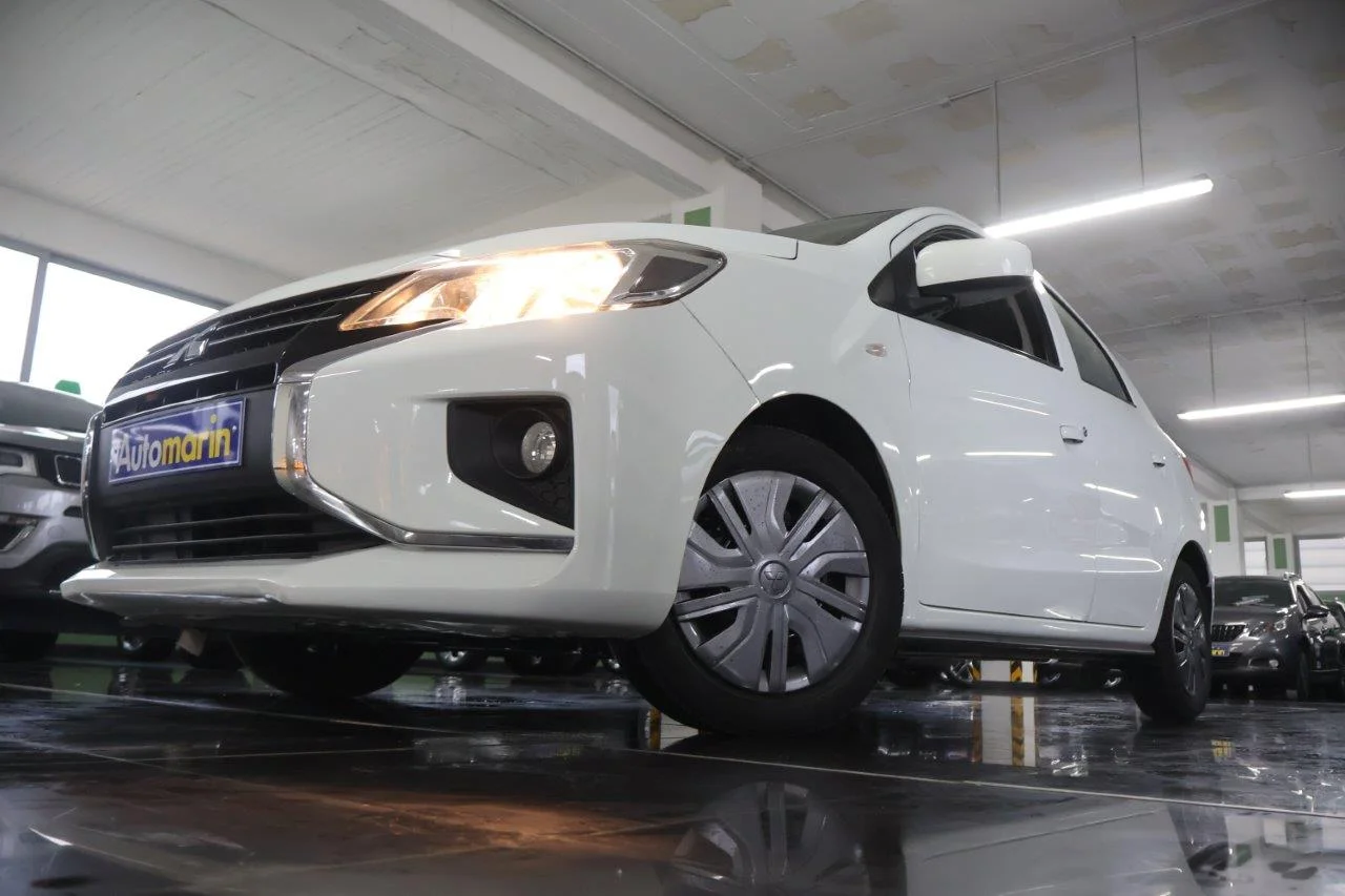 View 2 - Mitsubishi Space Star - 2022