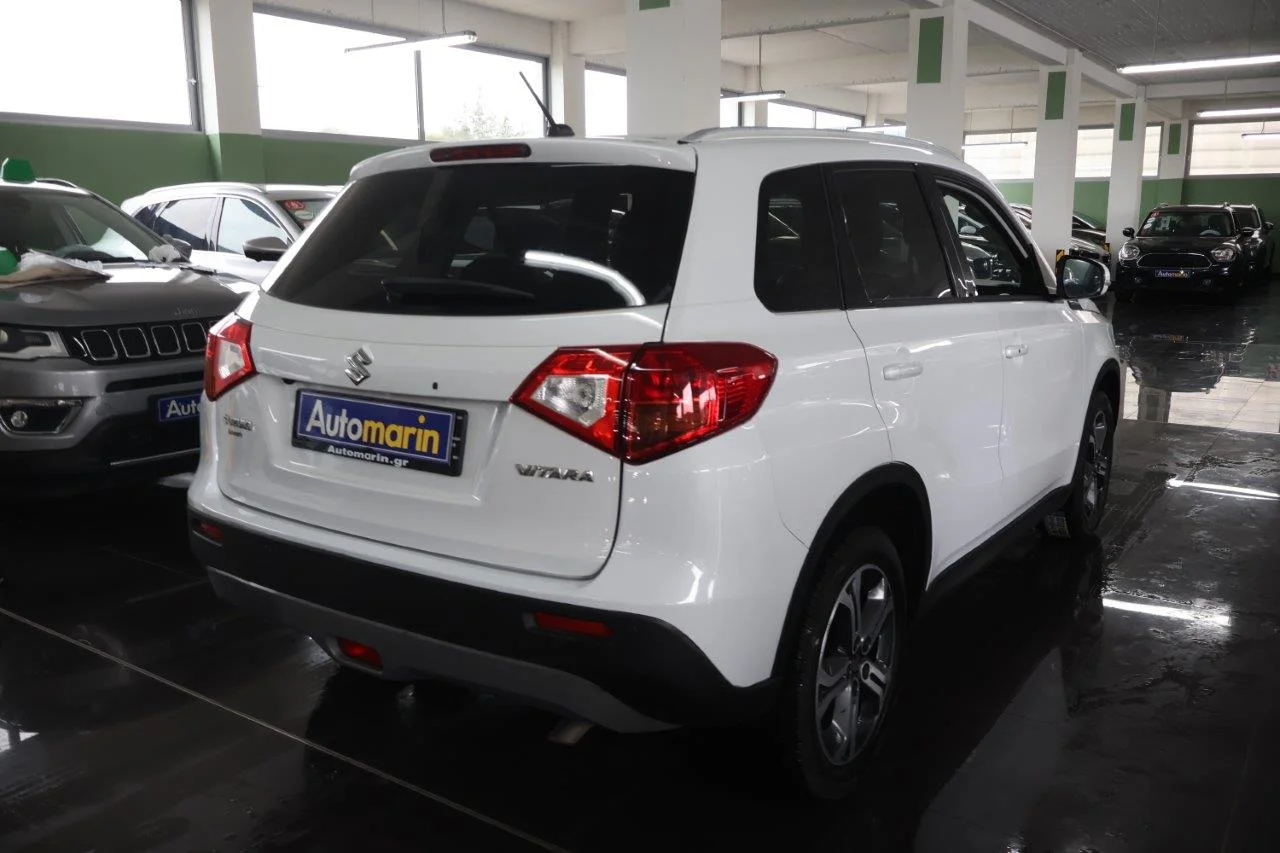 View 5 - Suzuki Vitara - 2015