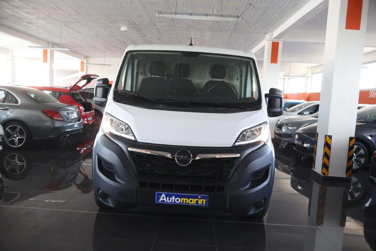 View 3 - Opel Movano - 2022