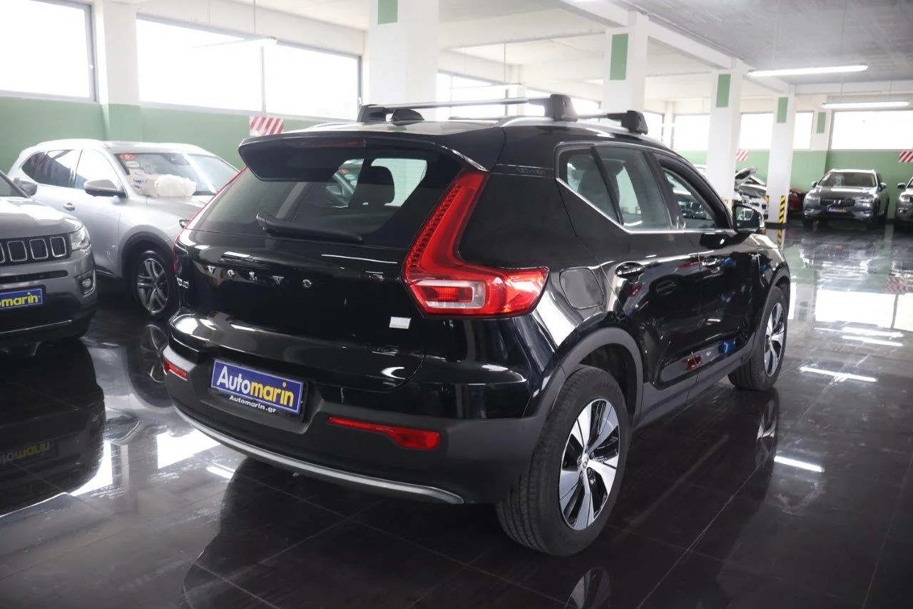 View 5 - Volvo XC40 - 2021