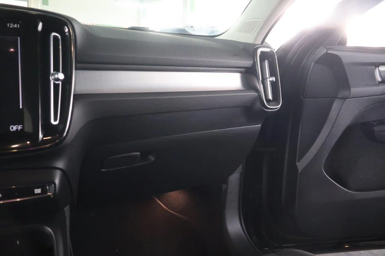 Volvo XC40 - View model 25