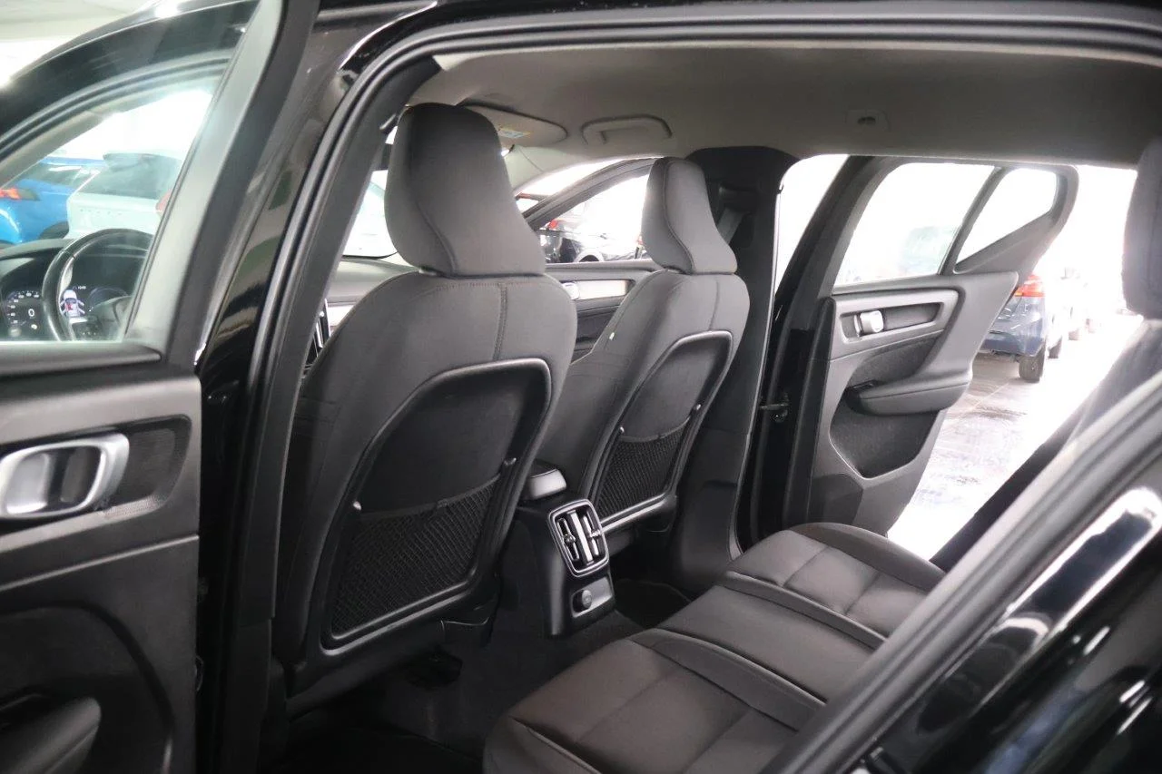 Volvo XC40 - View model 35