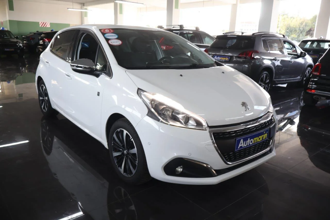 View 4 - Peugeot 208 - 2019
