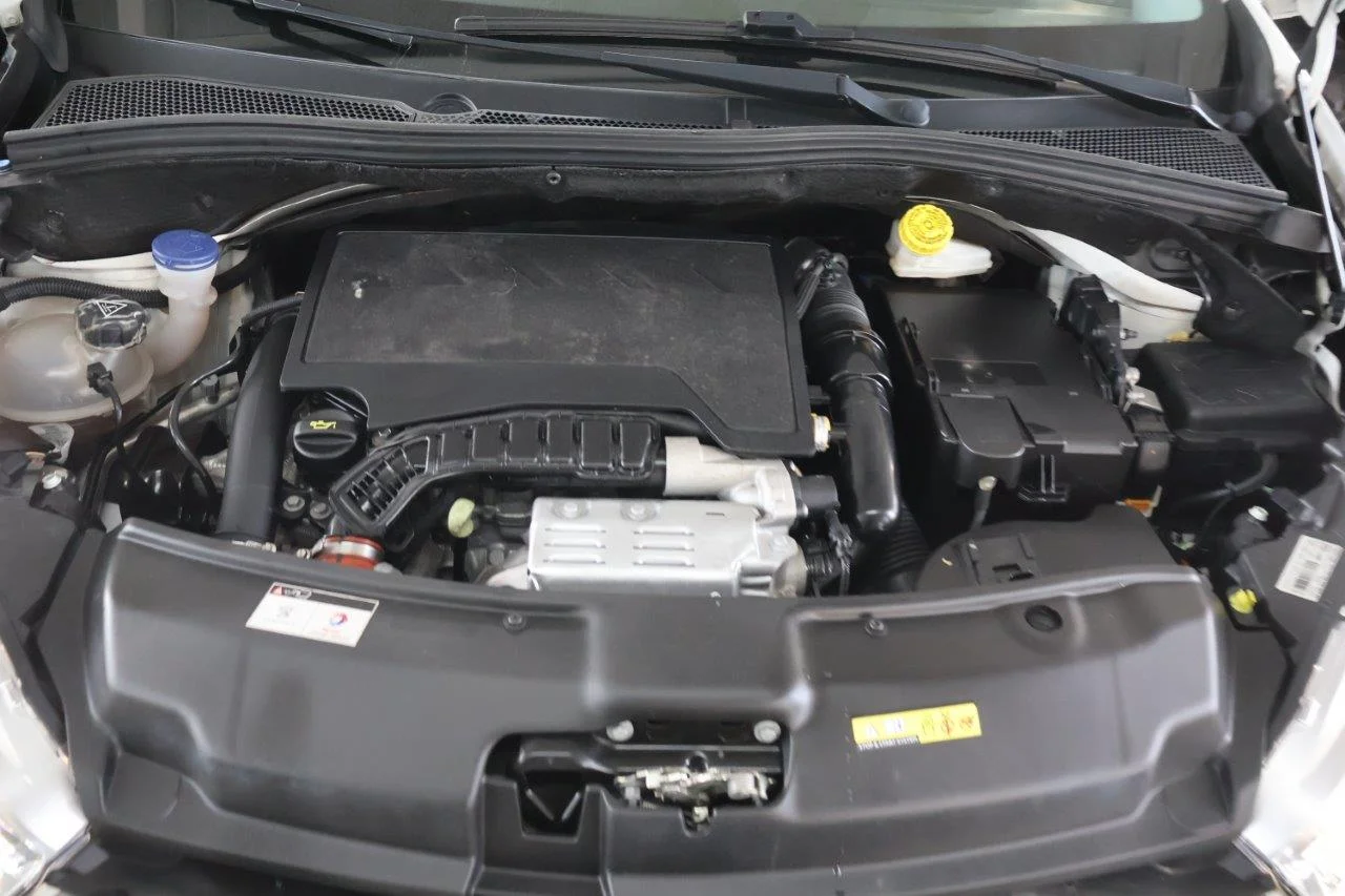 Peugeot 208 - View model 41
