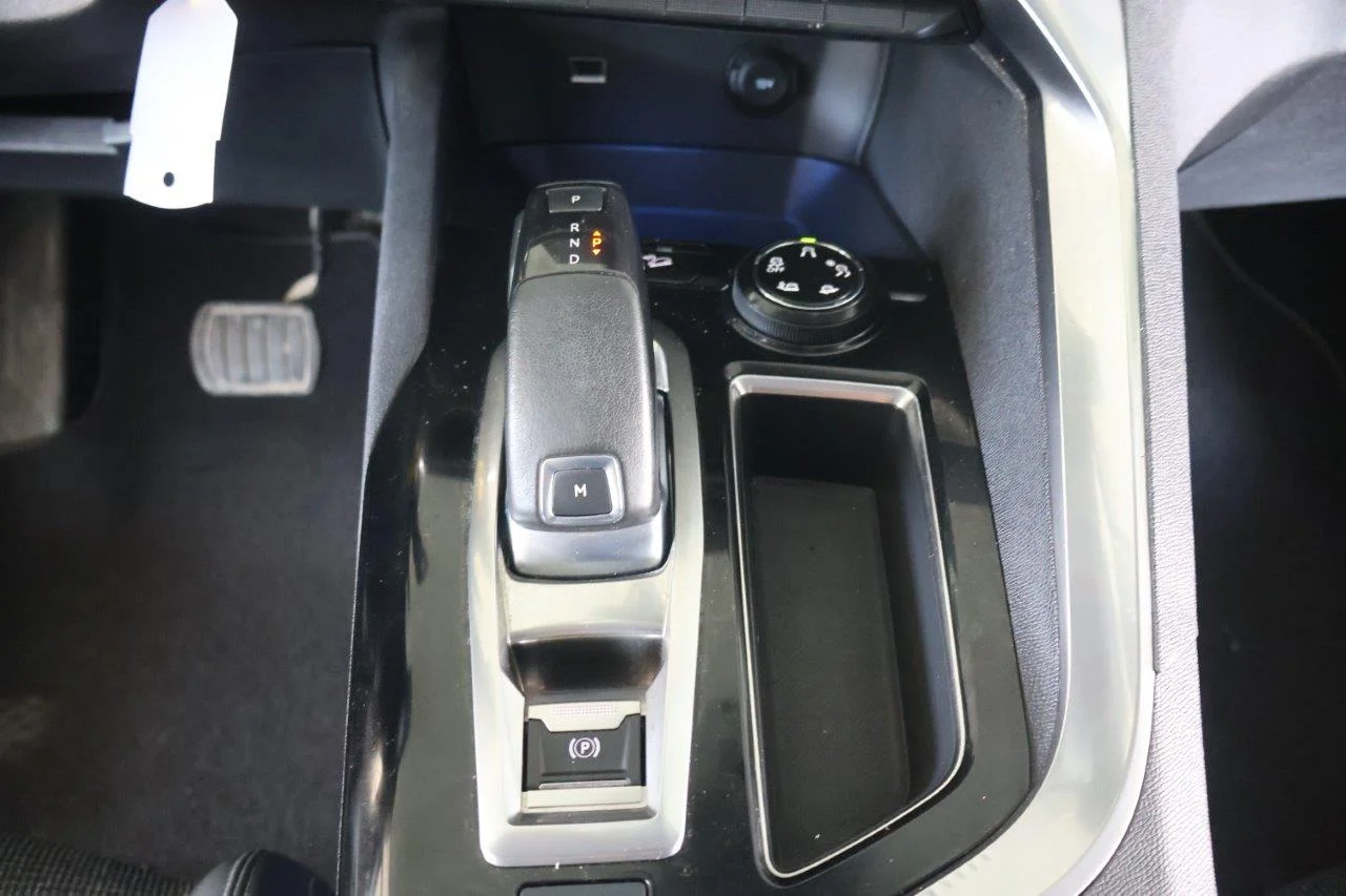 Peugeot 3008 - View model 23
