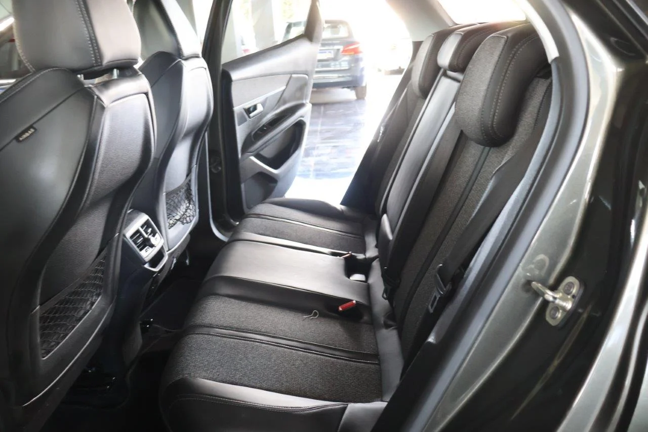 Peugeot 3008 - View model 36