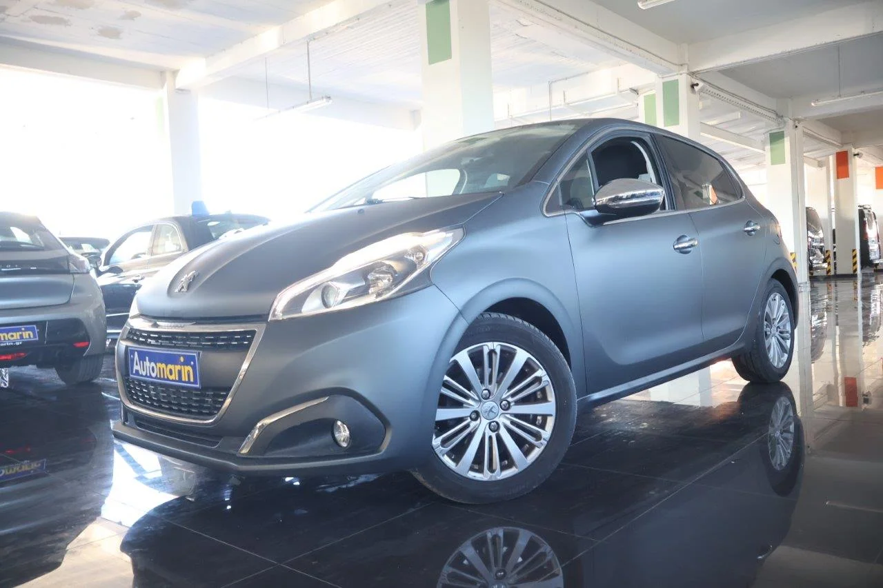 View 1 - Peugeot 208 - 2015