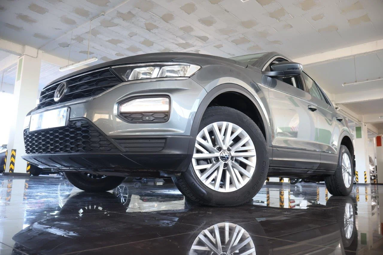 View 2 - Volkswagen T-Roc - 2020