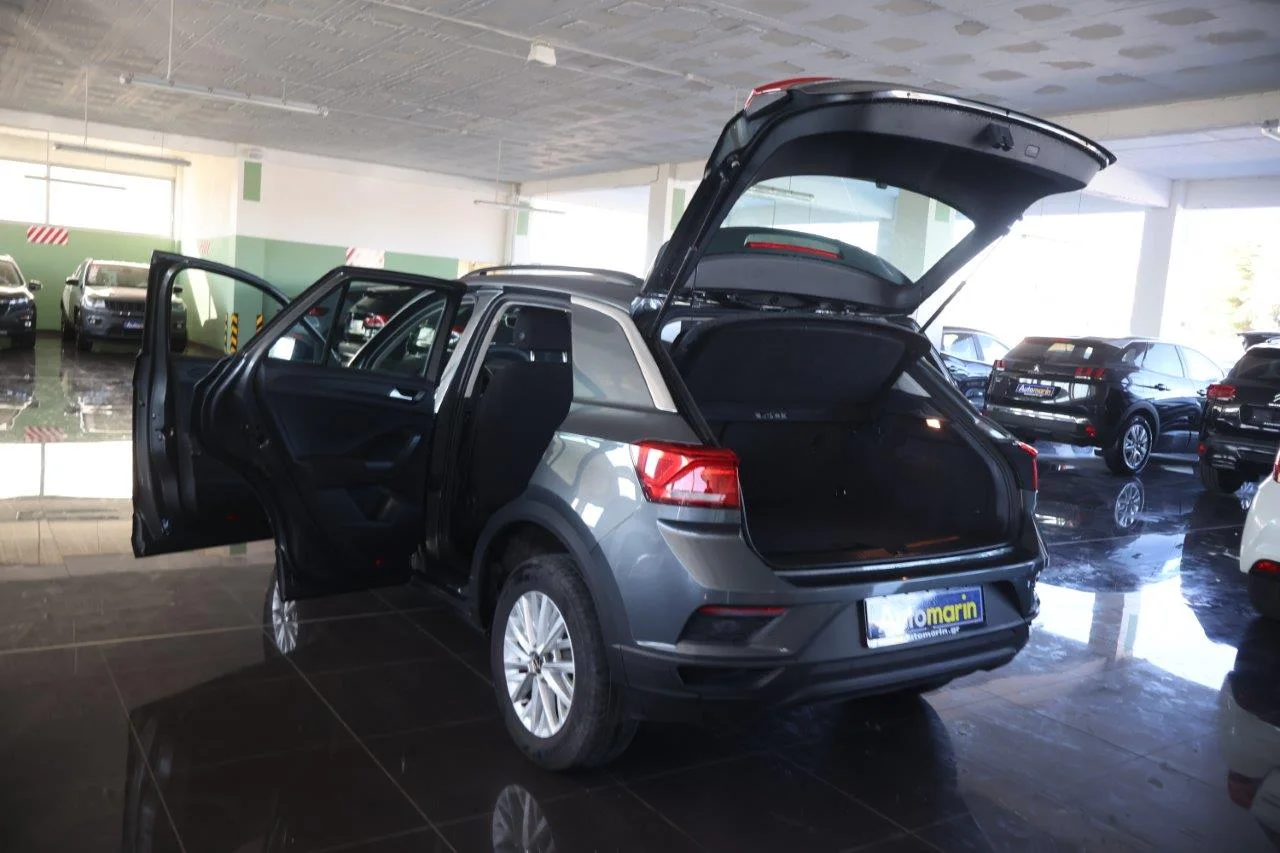 Volkswagen T-Roc - View model 9