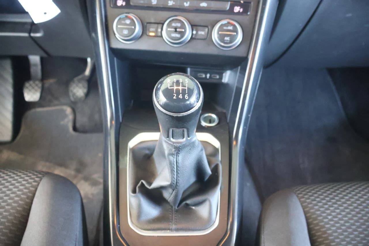 Volkswagen T-Roc - View model 22