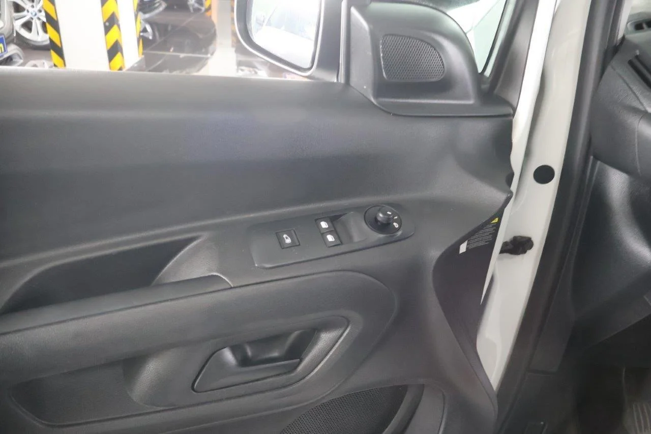 Citroen Berlingo - View model 28