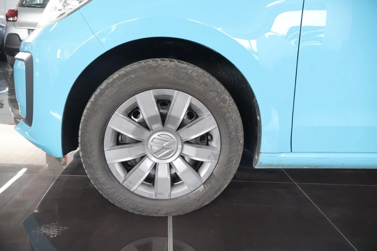 Volkswagen Up - View model 13