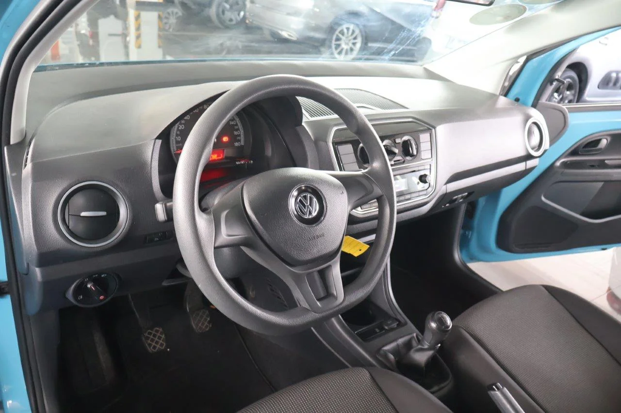 Volkswagen Up - View model 25