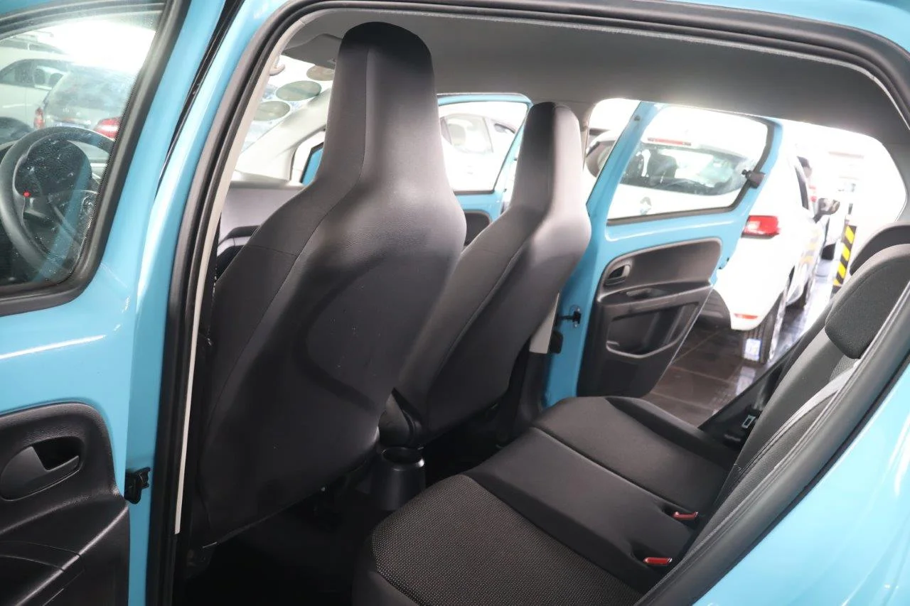 Volkswagen Up - View model 32