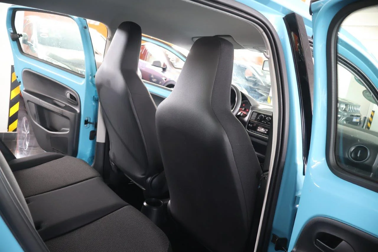 Volkswagen Up - View model 35