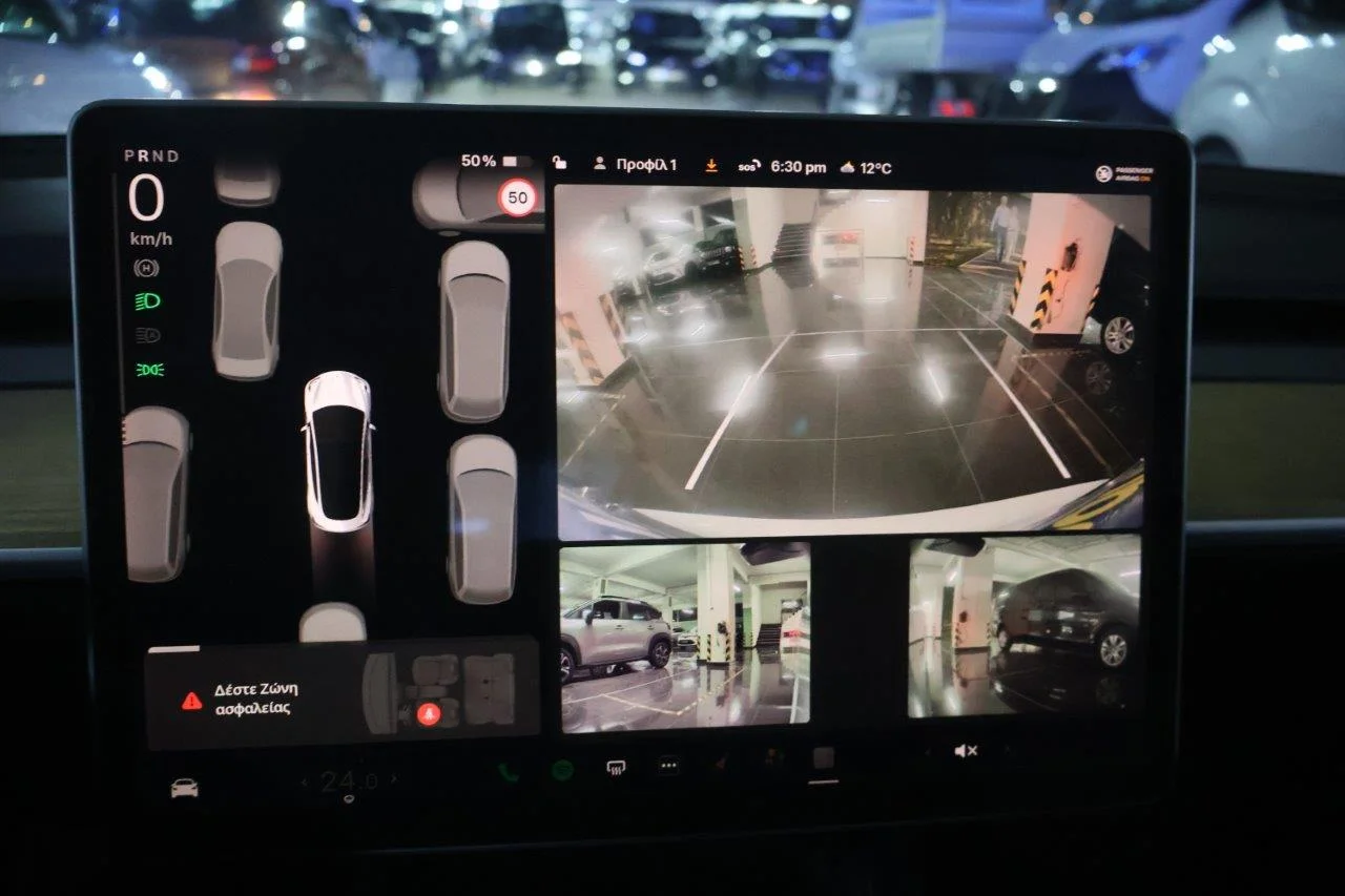 Tesla Model 3 - View model 22