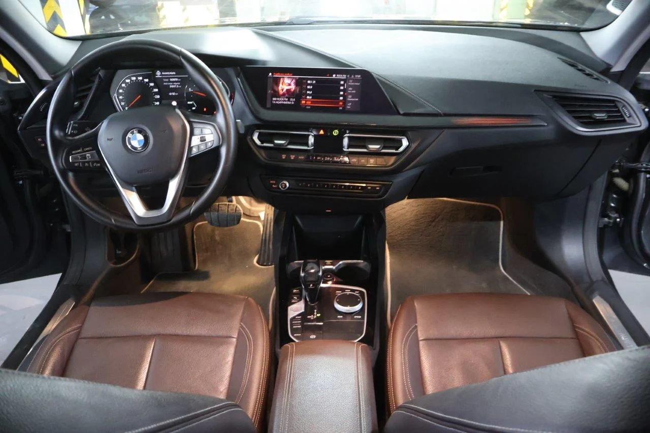 Bmw 216 - View model 21