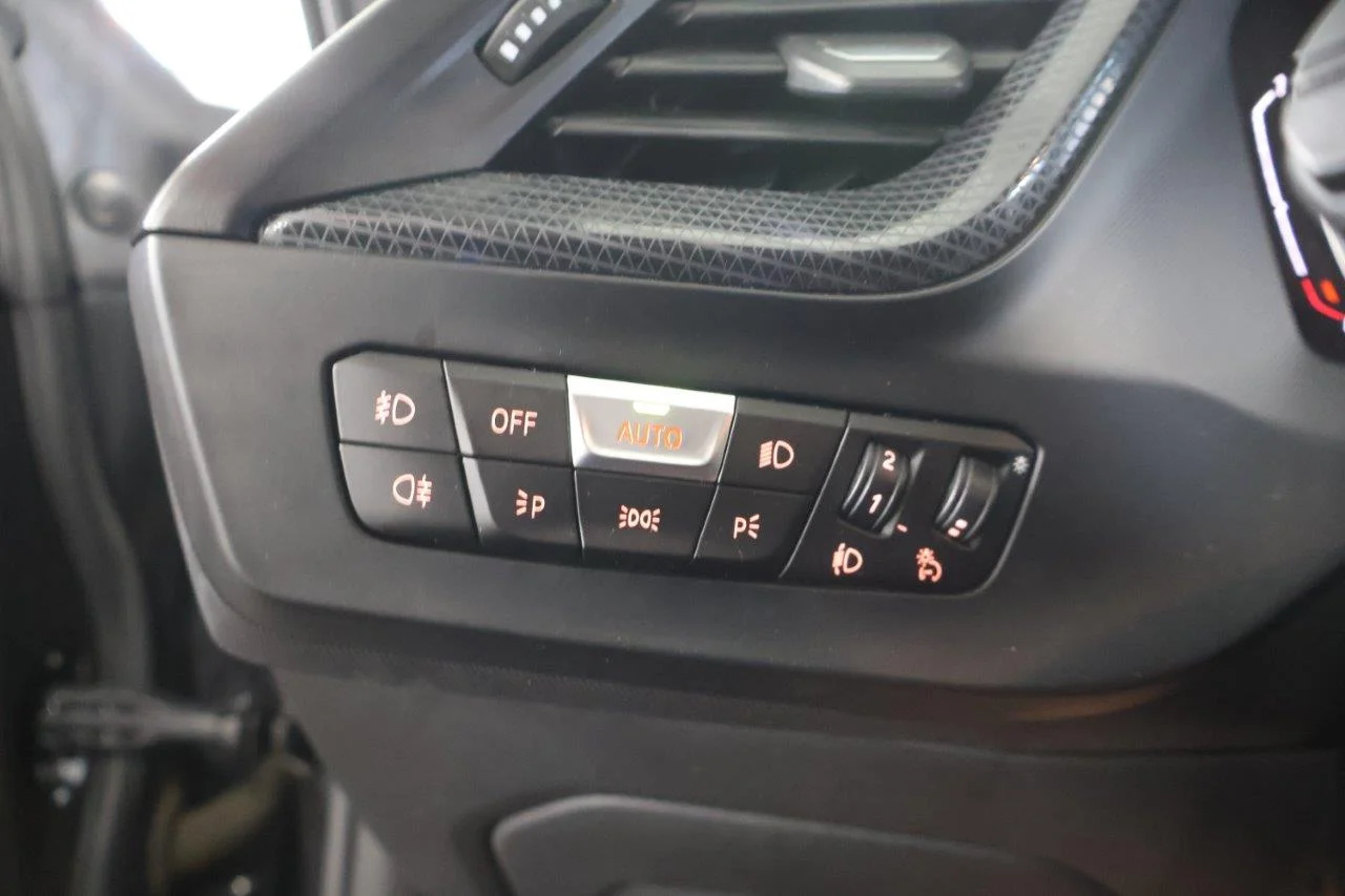 Bmw 216 - View model 33