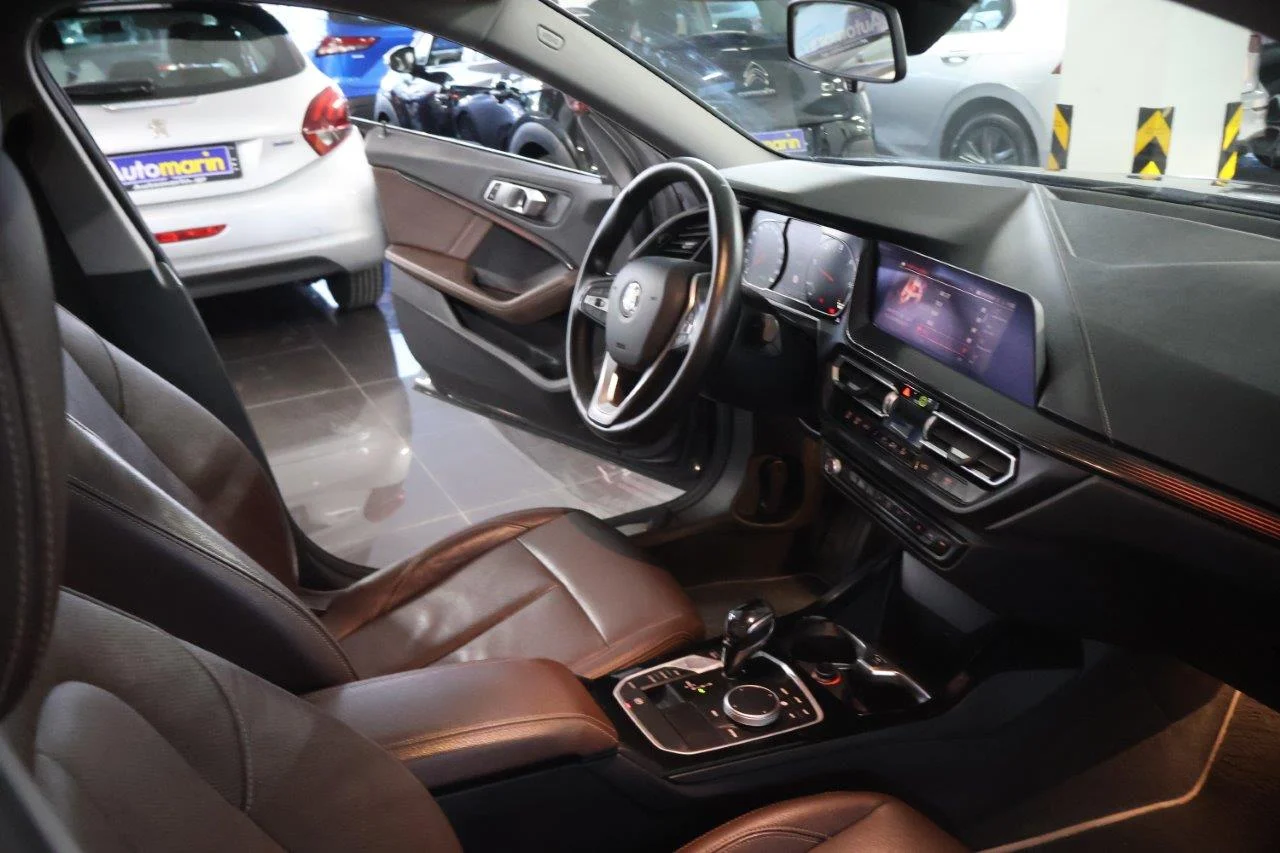 Bmw 216 - View model 43