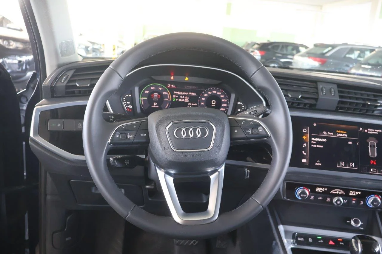 Audi Q3 - View model 21