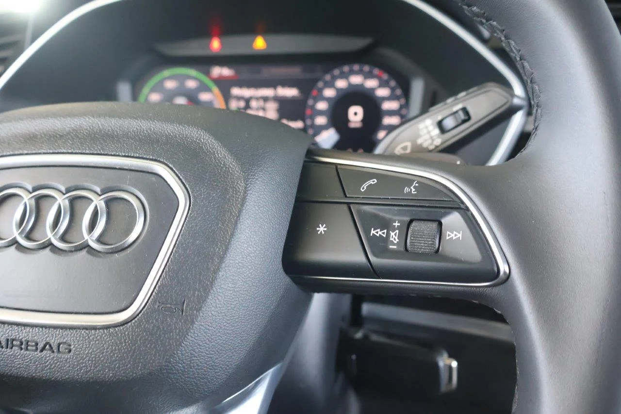 Audi Q3 - View model 23