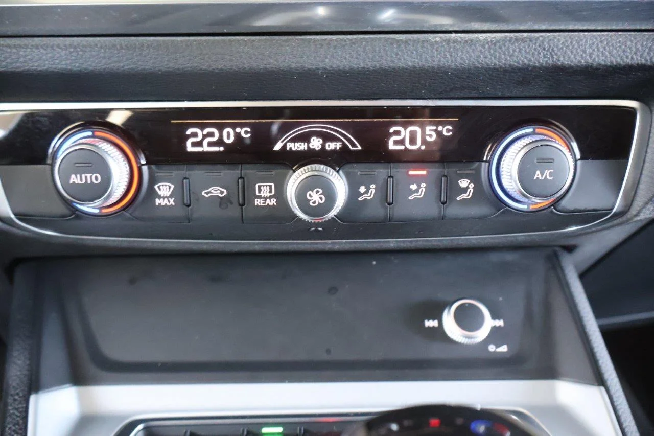 Audi Q3 - View model 25