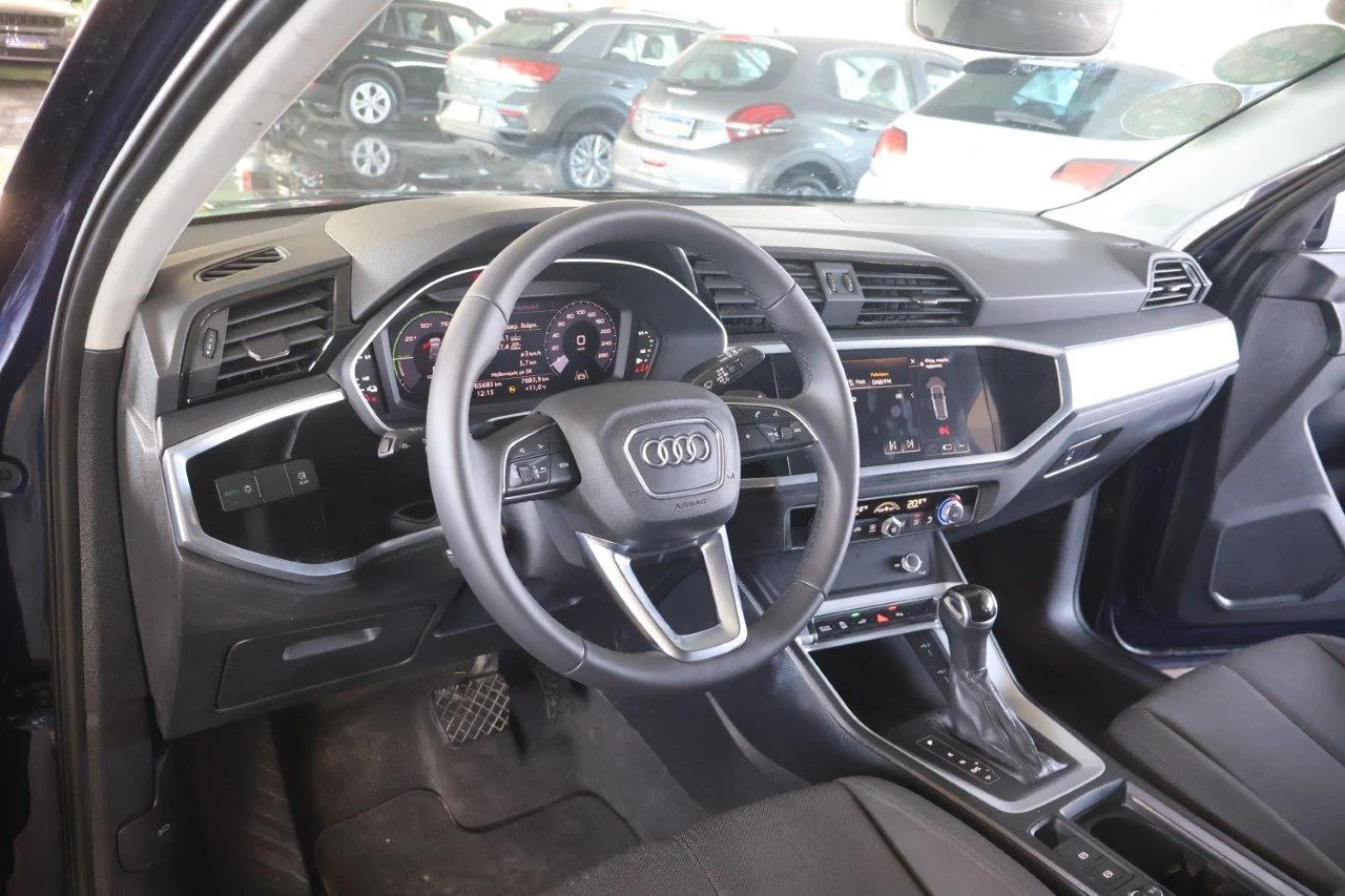 Audi Q3 - View model 28