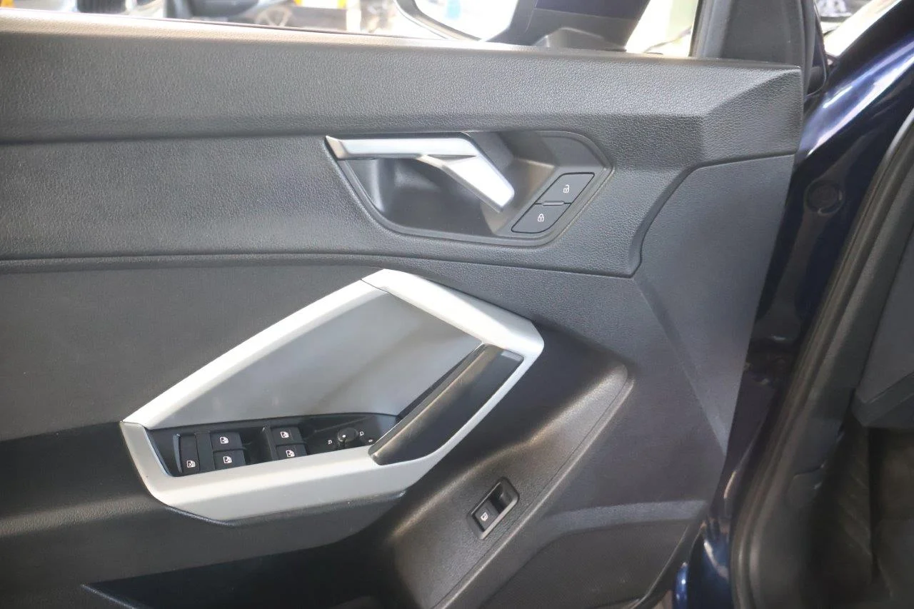 Audi Q3 - View model 33