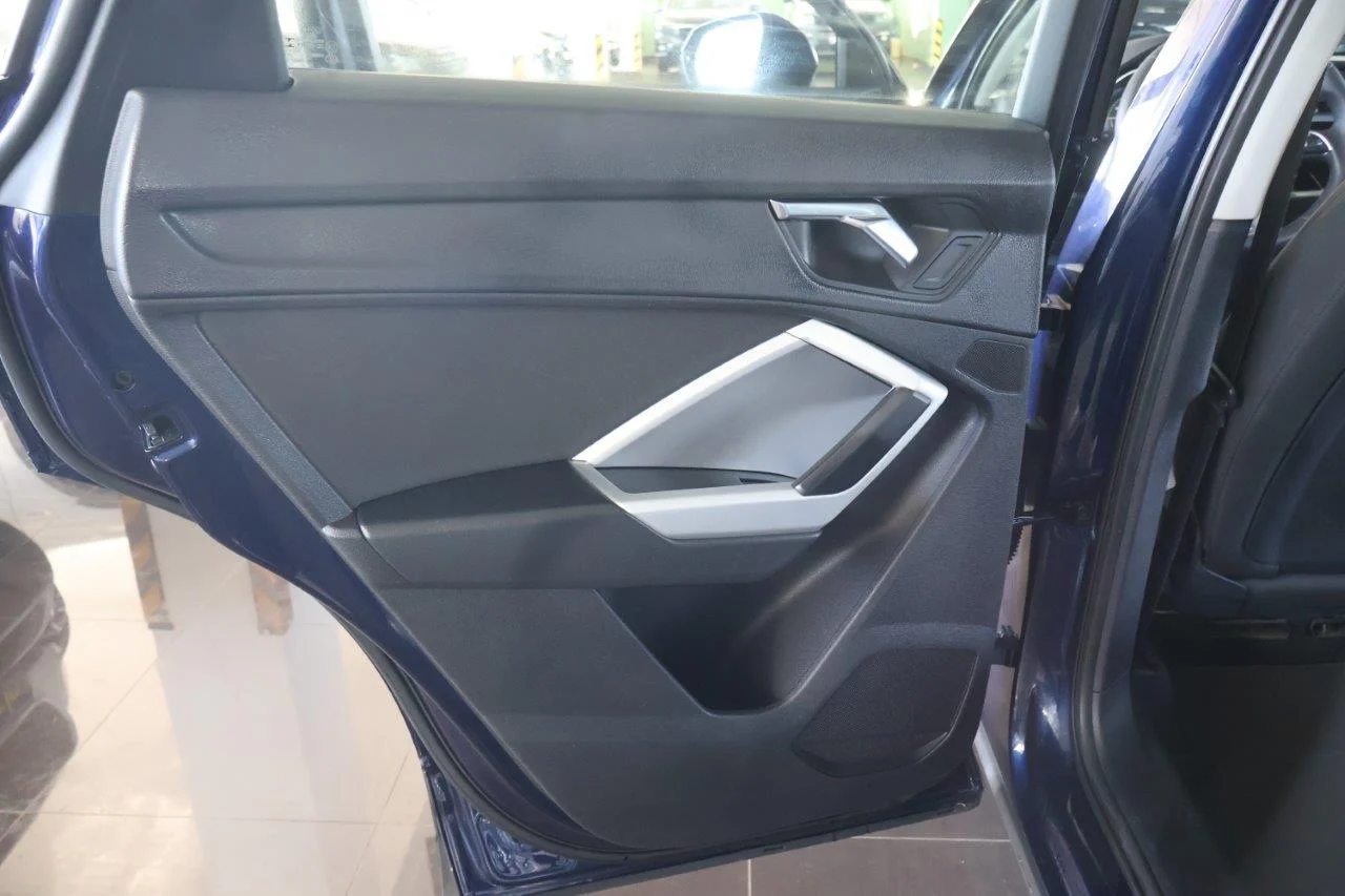 Audi Q3 - View model 36