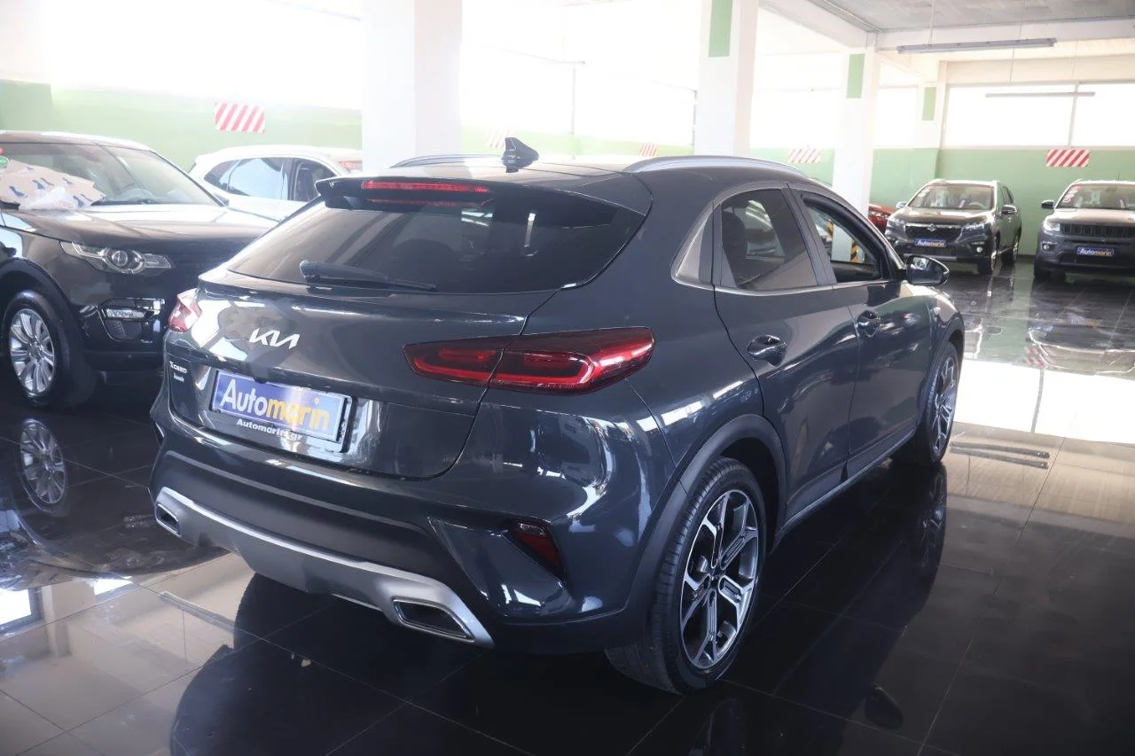 View 5 - Kia XCeed - 2022