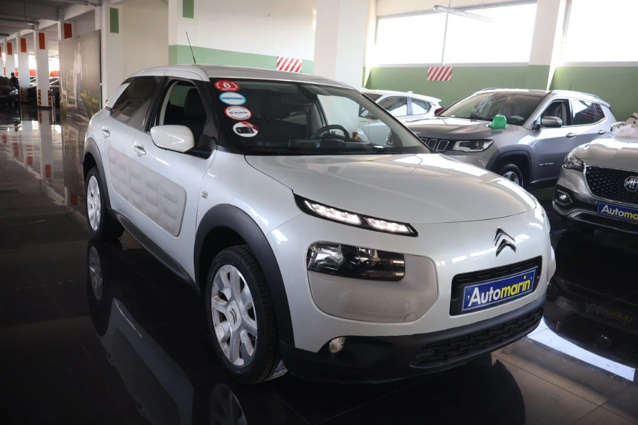 View 4 - Citroen C4 Cactus - 2017