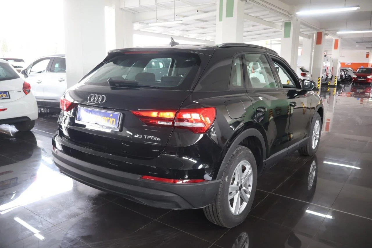 View 5 - Audi Q3 - 2021