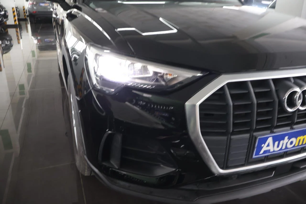 Audi Q3 - View model 17